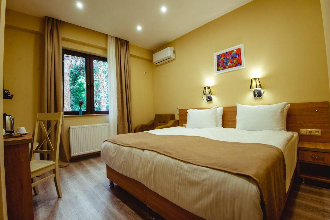 Bliss Hotel Tbilisi Ngoại thất bức ảnh